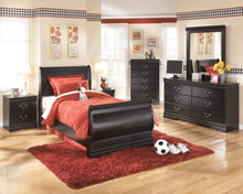 Load image into Gallery viewer, Huey Vineyard Twin Sleigh Bed with Dresser

