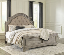 Load image into Gallery viewer, Lodenbay California King Panel Bed with Mirrored Dresser and Chest
